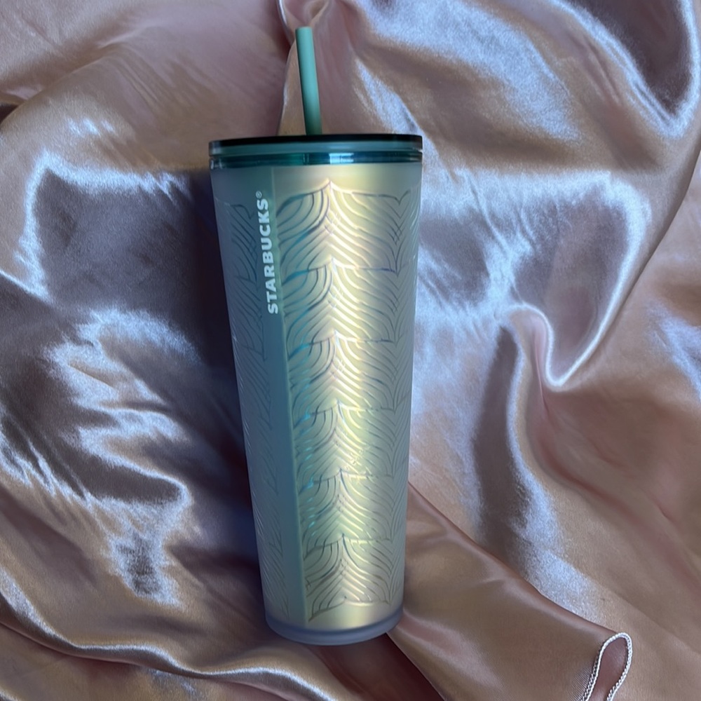 Starbucks Plastic Tumbler Mermaid Pattern Summer 2021